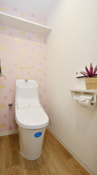 トイレ：福島県郡山市　可愛い壁紙のマンショントイレリフォーム