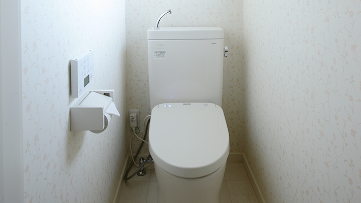 トイレ：福島県郡山市　やさしい白につつまれた穏やかな空間トイレリフォーム