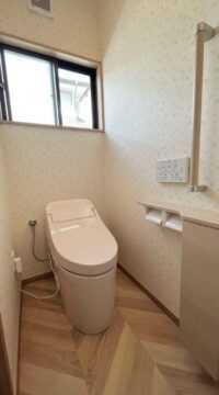 トイレ：福島県福島市　温かみのあるトイレリフォーム