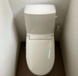 トイレ：福島県福島市　床もきれいに！トイレリフォーム