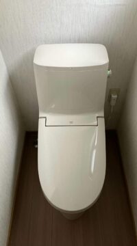 トイレ：福島県福島市　床もきれいに！トイレリフォーム