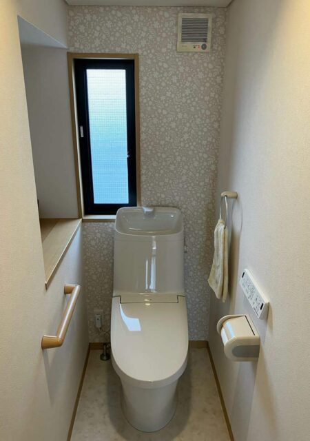 トイレ：福島県福島市　内装が可愛いトイレリフォーム
