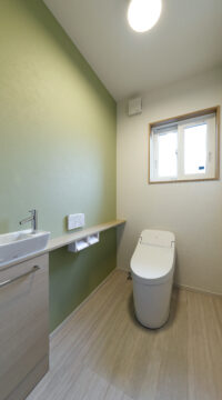 トイレ:福島県福島市 北欧の爽やかさをまとうトイレリフォーム
