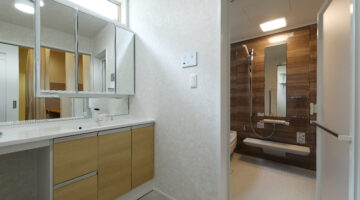 洗面台:福島県福島市 ライフスタイルに合わせた洗面・お風呂リフォーム