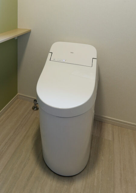 トイレ:福島県福島市 北欧の爽やかさをまとうトイレリフォーム