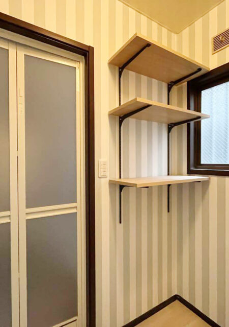 キッチン：福島県郡山市　アクセントクロスが映える洗面台リフォーム