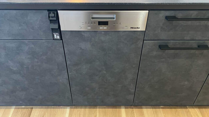 キッチン：福島県郡山市　光と高天井が広がるカフェ風LDKリフォーム