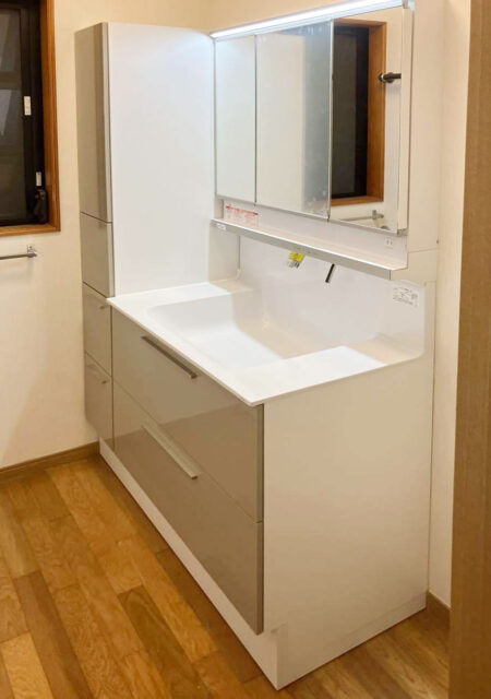 洗面台:福島県 コンパクトでもしっかり収納できる洗面台リフォーム